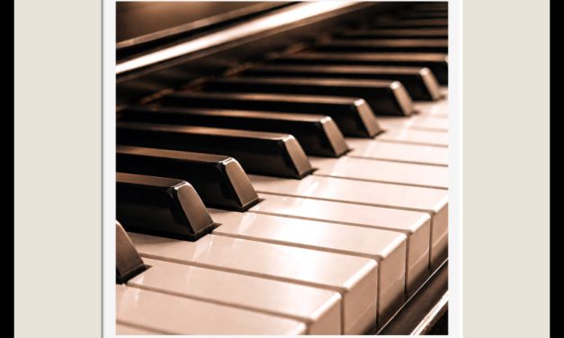 Susan Tahmoosh – The Spirit of Radio (Piano Version)